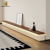 Meuble TV style Mid-Century crème en bois massif avec grande capacité pour appartement, villa, mobilier de salon sur mesure