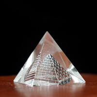 40mm 50mm 60mm 80mm 3D Kristall Hohle Pyramide EISBERG Thema Poliert Geätzt Gestreift Klarer Briefbeschwerer Ornament für Zuhause