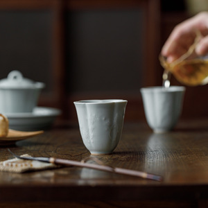 Juego de té personal de porcelana Guanlan Sky Blue Ru Kiln Master Cup para el té de la tarde - Product Image 2