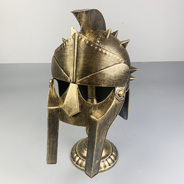 Vintage European Roman Warrior Helmet Decoration Handcrafted Metal Creative Warrior Armor Iron Model Prop Exquisite Collectible