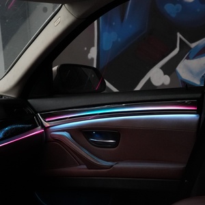 Kit d'éclairage d'ambiance de haute qualité pour voiture RHD, comprenant quatre bandes lumineuses pour portières et console centrale, avec 10 options de couleurs - Product Image 5