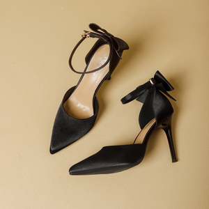 รองเท้าส้นสูงผู้หญิงแบบสวมสบาย น้ำหนักเบา หรูหรา ทันสมัย เหมาะสำหรับฤดูร้อน ทำจากผ้าซาติน ส้นเข็ม ประดับโบว์ สายรัดแบบผูก ปลายแหลม - Product Image 3