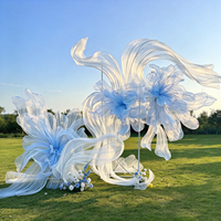 Y-057 Bunga Organza Raksasa Biru Muda & Putih, Karya Seni Floral Kain Tipis Buatan Tangan untuk Latar Belakang Panggung Pernikahan