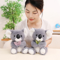 Peluche Koala Mignonne avec Deux Motifs de Feuilles, Douce et Moelleuse, Rembourrage en Coton PP, 22cm, Décoration de Bureau Adorable, Cadeau Réconfortant et Chaleureux pour Enfants et Filles