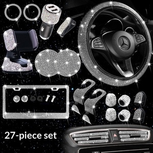 Ensemble d'accessoires de <span class=keywords><strong>voiture</strong></span> Bling : Housse de volant, Housse de levier de vitesse, Housse de frein à main, Coussin d'accoudoir, Chargeur, Bande décorative <span class=keywords><strong>pour</strong></span> grille d'aération - Product Image 6