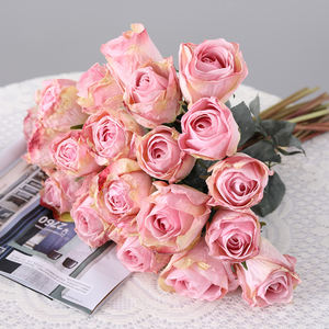 Usine Artificielle 7 Tête Rose Bouquet De Fleurs Roses Rouges Roses De Soie Artificielle En Vrac Pour <span class=keywords><strong>La</strong></span> Décoration De Mariage - Product Image 3