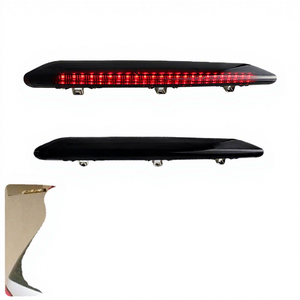 Troisième feu stop pour <span class=keywords><strong>VW</strong></span> <span class=keywords><strong>Polo</strong></span> <span class=keywords><strong>IV</strong></span> MK4 <span class=keywords><strong>9N</strong></span> 9N3 <span class=keywords><strong>Hatchback</strong></span> 2002-09, projecteur LED, feu arrière rouge, feu stop OEM : 6Q6945097 - Product Image 1