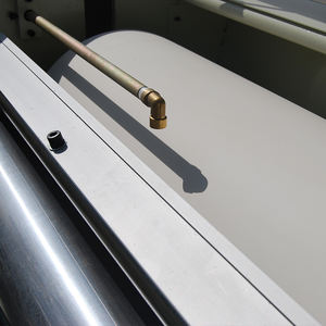 Machine à enduire à <span class=keywords><strong>rouleau</strong></span> unique UV <span class=keywords><strong>pour</strong></span> la décoration <span class=keywords><strong>de</strong></span> meubles en bois, panneaux, <span class=keywords><strong>verre</strong></span>, plastiques, peinture, revêtement automatique - Product Image 3