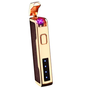 Encendedores <span class=keywords><strong>de</strong></span> cigarrillos personalizados a prueba <span class=keywords><strong>de</strong></span> viento con luz LED y pantalla <span class=keywords><strong>de</strong></span> alimentación, encendedor electrónico <span class=keywords><strong>de</strong></span> carga <span class=keywords><strong>de</strong></span> arco doble recargable por USB - Product Image 4