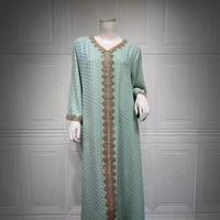 Nouvelles robes Abaya musulmanes sexy 2026 pour femmes, Kaftan de Dubaï, vêtements islamiques, robe longue brodée à manches longues en fausse fourrure