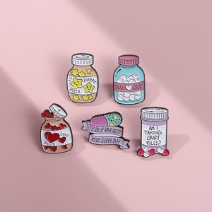 Diseño de Botella de Medicina, Insignia de Pecho, Pastilla, Botella Creativa, Insignia de Metal, Broche Personalizado, Bolsa para Ropa, Accesorios Médicos - Product Image 1