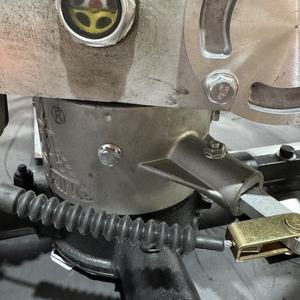 Finitionneuse de surface routière à disque de 100 cm, autopropulsée, avec arbre transversal antirouille et anti-blocage pour béton - Product Image 4