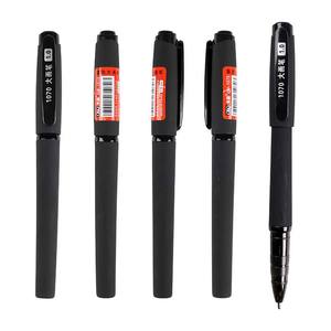 O & Q 판촉 저렴한 플라스틱 볼펜 사용자 정의 로고 대용량 블루/블랙 잉크 1.0mm 소프트 터치 사무실 학교 사용 펜 - Product Image 6