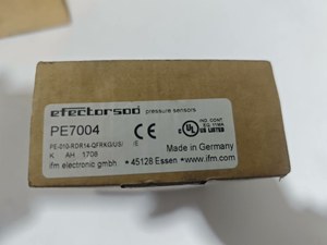 Un interrupteur de pression IFM PE7004 neuf en boîte, origine Chine - Product Image 1