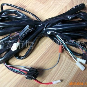 Arnés de cableado automotriz general de 12V con núcleo de cobre y PVC para instalación estática en automóviles - Product Image 5