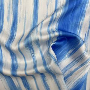 100% poliéster imitación acetato satén Popular Tie-Dye rayas estampado tela <span class=keywords><strong>en</strong></span> azul Rosa verde para Niñas Ropa y vestidos de costura - Product Image 4