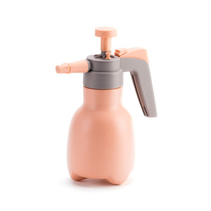 เครื่องพ่นยาแบบมือ 1.5 ลิตร สีเขียว สำหรับทำสวนในบ้าน ป้องกันพืช - Product Image 3