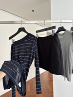 Découvrez nos styles décontractés d'été à épaules dénudées : T-shirts polyvalents, amincissants, transparents et rayés à manches longues qui vont avec tout.