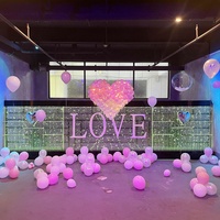Étagères murales décoratives intérieures mobiles personnalisées en acrylique avec panneaux de séparation et design à bulles d'eau à thème marin LED
