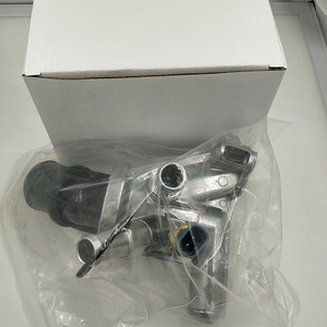Válvula de control de aire en reposo 22270-50020 12V con puerto de 1/2 pulgada para vehículos Toyota Lexus - Product Image 2