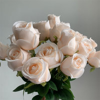 L-092 Vente en gros de roses artificielles en soie modernes faites à la main, 9 têtes, bouquet de fleurs artificielles, allée de mariage, Saint-Valentin