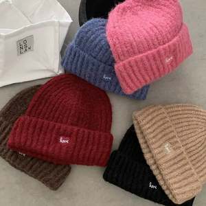 ใหม่2026และฤดูหนาวหมวกถักอบอุ่นสีแดงสีขาว, หมวกขนสัตว์ขนาดเล็ก - Product Image 4