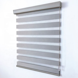 Accessoires pour stores jour et nuit : embouts Miller et capuchons d'extrémité avec rails <span class=keywords><strong>en</strong></span> <span class=keywords><strong>aluminium</strong></span> <span class=keywords><strong>de</strong></span> 38 mm et 28 mm - Product Image 1