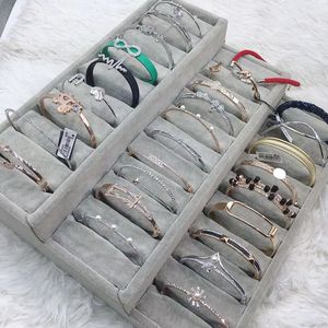 Venta al por Mayor femenino estilo de joyería de diamante de cadena de mano de alta calidad <span class=keywords><strong>316L</strong></span> chapado en oro pulsera de acero inoxidable - Product Image 2