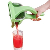 Handmatige plastic citruspers voor granaatappel en suikerriet, eenvoudig in gebruik, duurzaam, handmatige drukknop, alleen handwas.