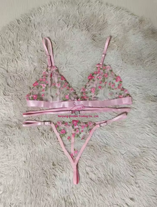 <span class=keywords><strong>2026</strong></span> Nieuwe Mode Transparante Roze Kant Cosplay Lingerie Set Sexy See-Through BH Hartgesp G-string Dames Feest Nachtkleding Intiem - Product Image 5