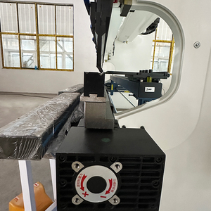 Prensa Plegadora CNC Totalmente Automática <span class=keywords><strong>de</strong></span> 200 Toneladas y 4000 mm, Máquina <span class=keywords><strong>de</strong></span> Doblado Hidráulica para Procesamiento <span class=keywords><strong>de</strong></span> Chapa Metálica, <span class=keywords><strong>Precio</strong></span> Competitivo - Product Image 5