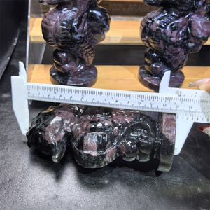 Sculture di Cavallucci Marini in Cristallo Naturale all'Ingrosso, Artigianato in Cristallo, Ippocampo in Granato in Vendita - Product Image 3