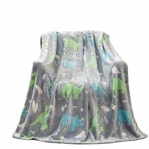 Manta Infantil Fluorescente de Franela de Doble Cara con Estampado de Caballo Arcoíris que Brilla en la Oscuridad, Venta al Por Mayor - Product Image 1