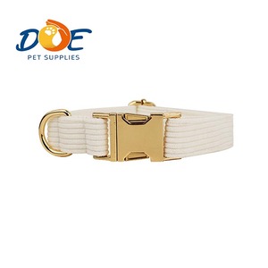 Collier pour chien et chat en velours doux, motif uni réglable, vente en gros Doe Pet - Product Image 1