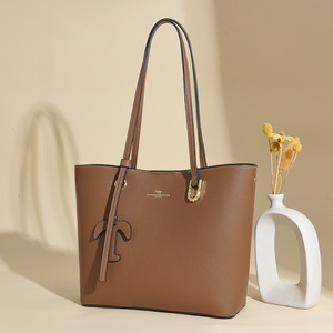 Bolsos cruzados de diseño de moda, bolsos de hombro de cuero PU de alta calidad, bolsos de mano casuales de lujo para mujer - Product Image 1