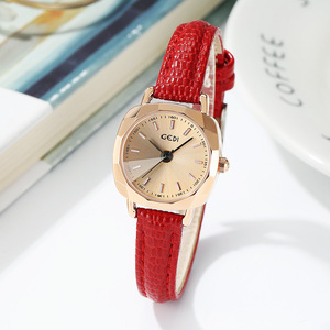 นาฬิกาข้อมือผู้หญิงยอดนิยม ขนาดเล็ก สไตล์นักเรียน ลุคเรโทร สายหนัง ดีไซน์เฉพาะตัว นาฬิกาควอตซ์ - Product Image 5
