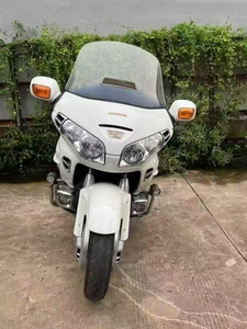 ฮอนด้า โกลด์วิง 1500 ซีซี รถมอเตอร์ไซค์ทัว<span class=keywords><strong>ริ</strong></span>่ง 6 สูบ <span class=keywords><strong>ท</strong></span>รงพลัง ความเร็วสูงสุดมากกว่า 80 กม./ชม. เหมาะสำหรับการขับขี่ระยะไกลเพื่อการพักผ่อน - Product Image 5