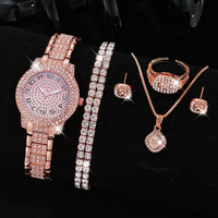 Jam Tangan Wanita Model Hip Hop dengan Tali Baja Roman Literal Berhias Berlian Penuh dan Set Gelang Berlian Penuh
