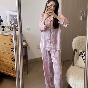 2024 in raso di seta nuovo design pigiama stile ragazze camicie <span class=keywords><strong>da</strong></span> <span class=keywords><strong>notte</strong></span> set pigiama mujer morbido a maniche lunghe con fibbia <span class=keywords><strong>da</strong></span> donna - Product Image 5