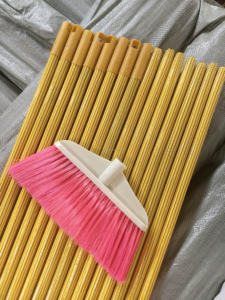Balai à long manche à <span class=keywords><strong>prix</strong></span> d'usine, poils en PP, pour le nettoyage des sols de la maison et du jardin - Product Image 2