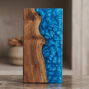 Planche à découper rectangulaire en bois et résine, motif rivière bleue, pour cuisine, fromage, viande, légumes, planche en bois et résine utilisée - Product Image 1