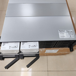 เซิร์ฟเวอร์จัดเก็บข้อมูล SAN Storage RS4021xs ระดับองค์กร สำหรับการจัดเก็บข้อมูลเครือข่าย NAS Storage RS4021xs พร้อมช่องใส่ฮาร์ดไดรฟ์ 16 ช่อง - Product Image 2