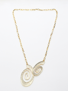 Classic Look Strong Build Glossy Pendant <b>Jewellery</b> <b>Set</b> <b>for</b> Women with Clip Earrings <b>for</b> <b>Wedding</b> Functions <b>for</b> Worldwide Export - Product Image 5