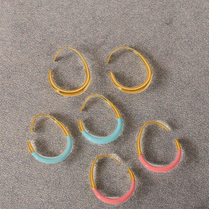 Modernos Aros Vintage con Forma de Gota de Agua, Chapados en Oro de 18K, Acero Inoxidable, Aros en Forma de C para Regalos de Fiesta - Product Image 2