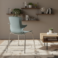 Chaises en plastique ergonomiques en gros, directement de l'usine |   Chaise empilable en plastique colorée en forme d'étoile pour événements et repas