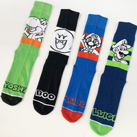 WZ-465 Nouveauté en gros Chaussettes tube antidérapantes en tricot motif dessin animé couple Mario Tide pour hommes et femmes, ODM