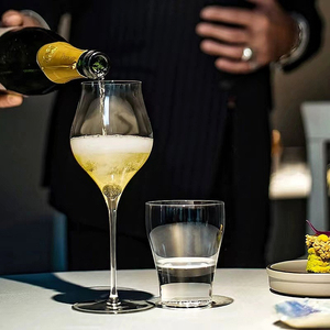 Copa <span class=keywords><strong>de</strong></span> Vino Hxglass Ultrafina <span class=keywords><strong>de</strong></span> <span class=keywords><strong>Cristal</strong></span> con Tallo Largo para Bordeaux y Tulipán, 500ml, Logotipo Personalizado, Vajilla <span class=keywords><strong>de</strong></span> Lujo para Bodas, Venta al por Mayor - Product Image 1