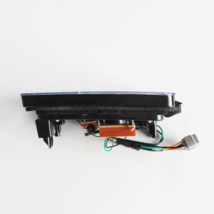 Pièces de carrosserie de camion japonais feux de camion universels à LED feux de position latéraux feux arrière - Product Image 6