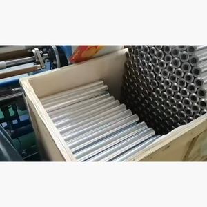 Rouleau de papier aluminium 1235 de haute qualité avec bords dentelés, facile à déchirer, résistant à la chaleur, qualité alimentaire, <span class=keywords><strong>en</strong></span> boîte colorée - Product Image 2