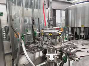 Prêt pour l'expédition, ligne de système <span class=keywords><strong>d</strong></span>'équipement 3 <span class=keywords><strong>en</strong></span> 1 de remplissage de remplissage de rinçage à l'eau <span class=keywords><strong>d</strong></span>'<span class=keywords><strong>occasion</strong></span> à bas prix - Product Image 5